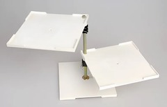 Столик подъемно-поворотный с 2-мя плоскостями - fgospostavki.ru - Зеленогорск