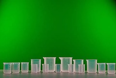 Комплект стаканов пластиковых (15 штук) - fgospostavki.ru - Зеленогорск