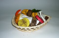 Муляжи "Корзина с грибами" - fgospostavki.ru - Зеленогорск