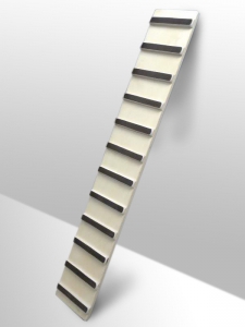 Доска наклонная ребристая (1,5 метра, дерево) - fgospostavki.ru - Зеленогорск