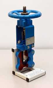 Разрезная модель задвижки шиберной с ручным управлением - fgospostavki.ru - Зеленогорск