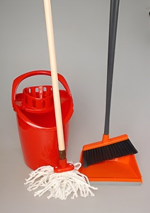 Набор "Я учусь подметать и мыть пол" - fgospostavki.ru - Зеленогорск