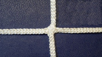 Сетка заградительная (нить 3,0 мм) (100х100мм) - fgospostavki.ru - Зеленогорск