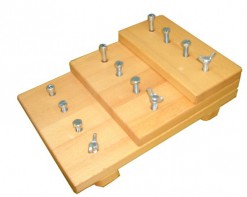 Настольный тренажер "Панель с винтами" - fgospostavki.ru - Зеленогорск