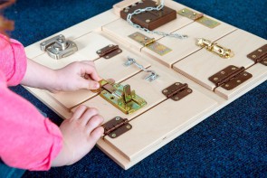 Тактильно-развивающая панель “Замочки” - fgospostavki.ru - Зеленогорск